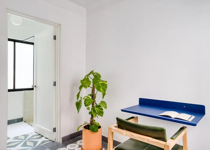 Dinamarca By Mr W Apartahotel 4*
